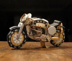 老外用手表零件打造的摩托车创意手工作品大全